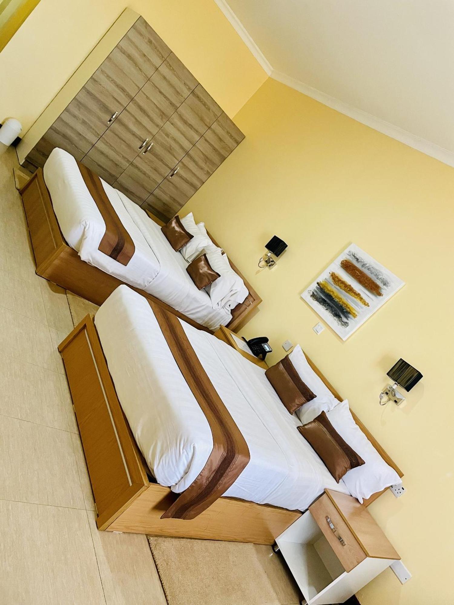 Nashera Hotels Dodoma Extérieur photo