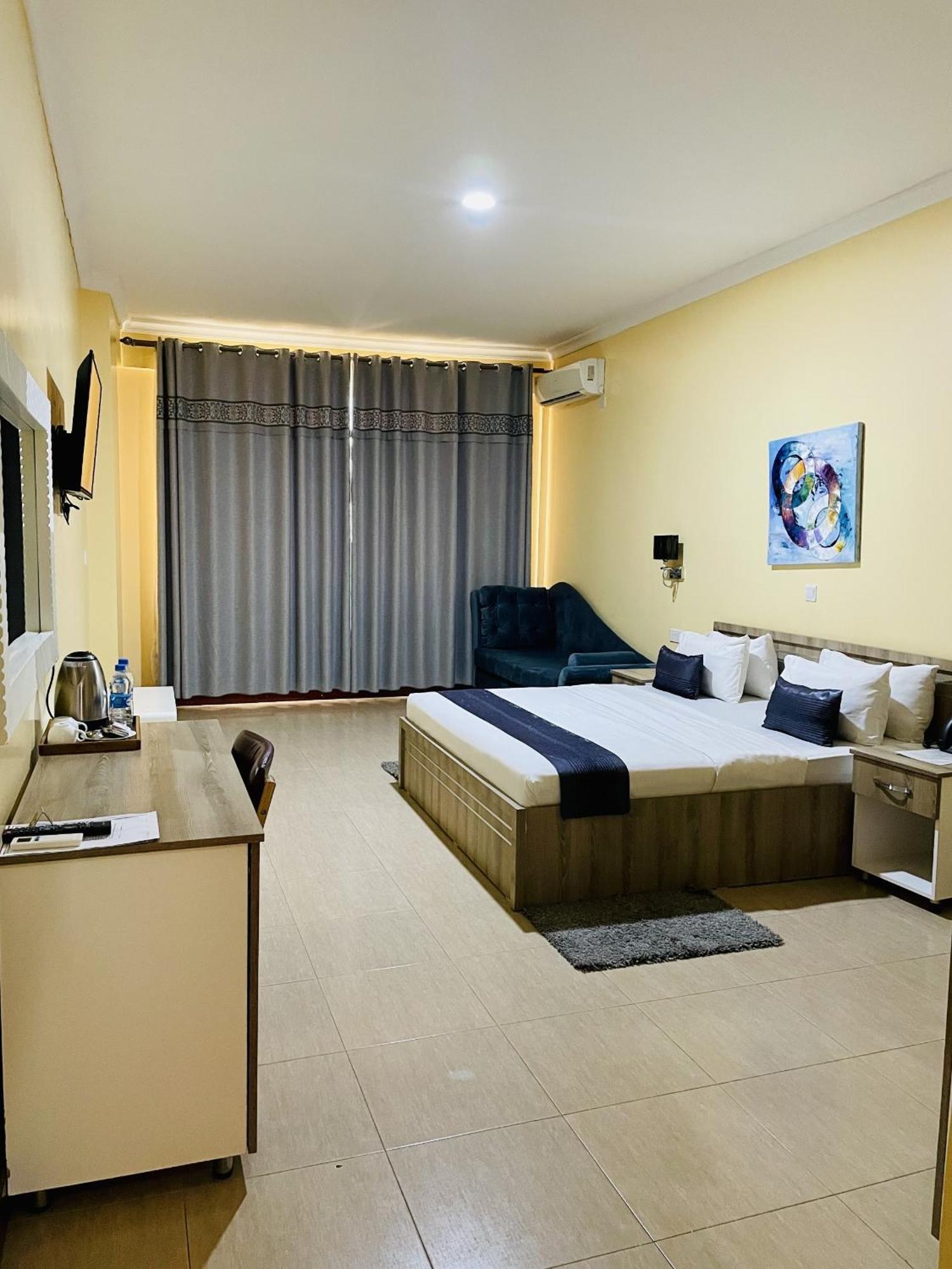 Nashera Hotels Dodoma Extérieur photo